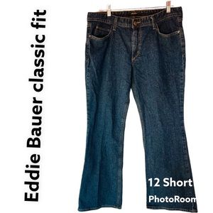 Eddie Bauer women’s Dark blue classic fit jeans bootcut mid rise Sz 12 short